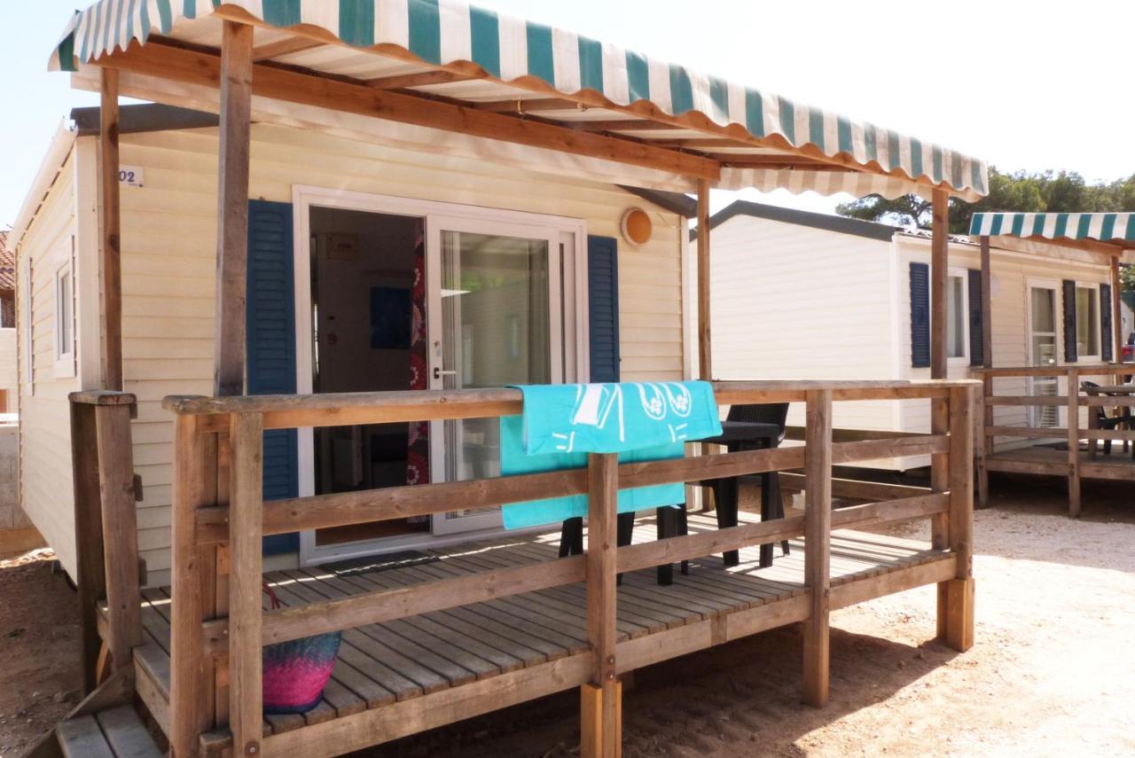 Camping La Bergerie Plage Hyères Стая снимка